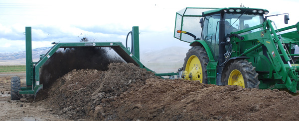 composting dairy manure